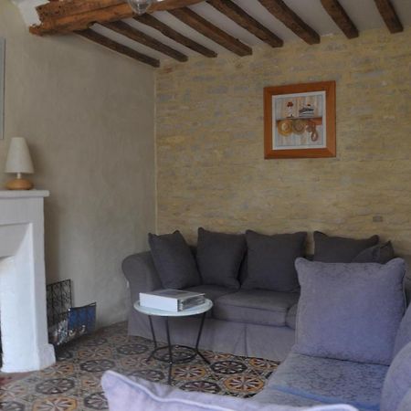 Le Petit Clos Du Bessin Longues-sur-Mer Exterior photo